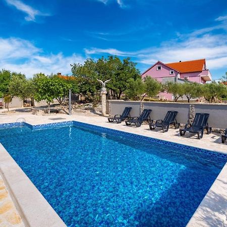 Villa Eagle Бенковац Экстерьер фото